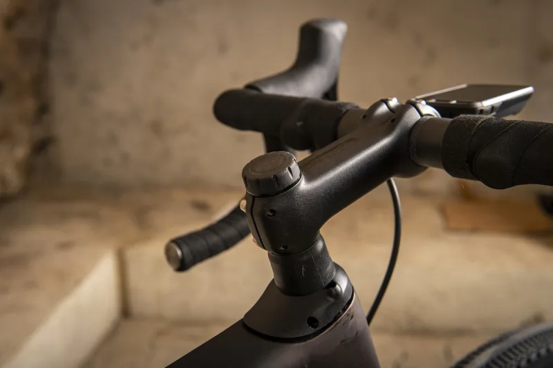 2022 Specialized Diverge Comp E5 Gravel Road Bike - Gloss Tarmac Black-8